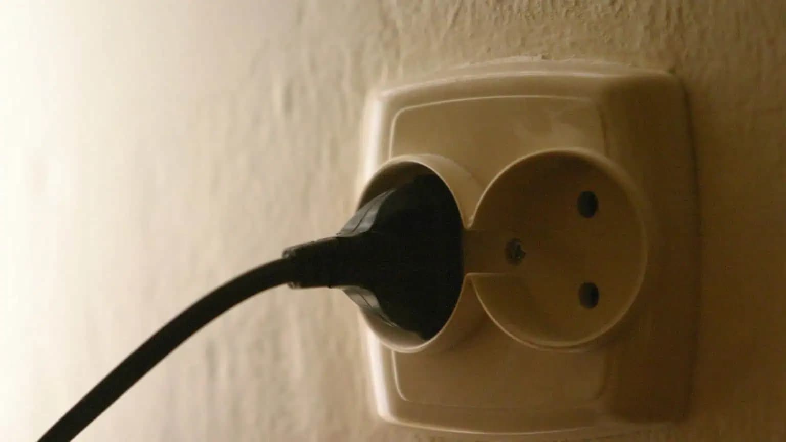 Vôbec to nie je práčka ani umývačku riadu: Toto je najväčší zlodej elektriny vo vašom byte!