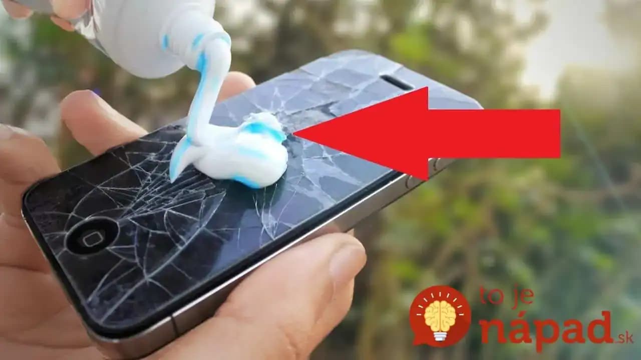 Pastu nepoužívajte len na umývanie zubov, toto je fantastické: Okrem krásneho úsmevu dokáže aj túto geniálnu vec u vás doma!