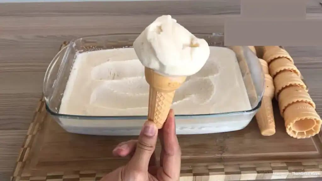 Najlepšia domáca zmrzlina BEZ vajec: Stačí len zamiešať a dať mraziť – žiadne hrudky, kryštáliky a úžasne krémová!