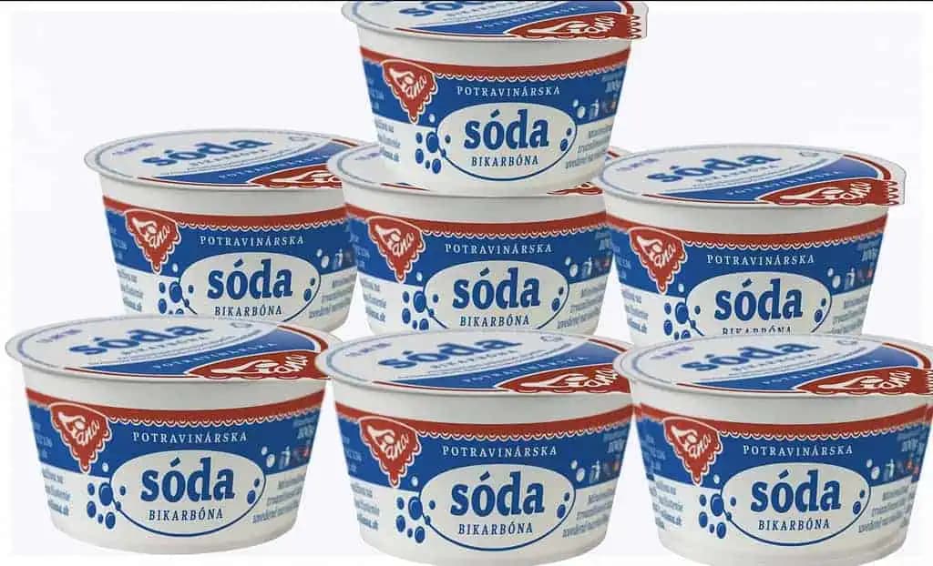 V apríli kupujem 7 balení lacnej sódy bikarbóny a vydržia mi DVA dni: Používam na kríky, kvety aj celé záhony – účinok je ohromný!