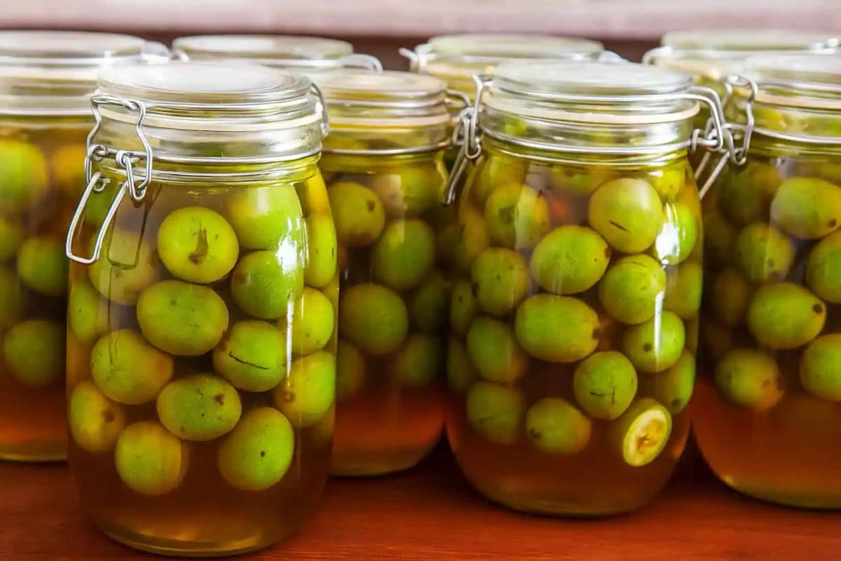 ZELENÉ ORECHY A MED vytiahnu z tela choroby, čistia krv, unavenú pečeň a výborne chutia: Zapíšte si RECEPT!