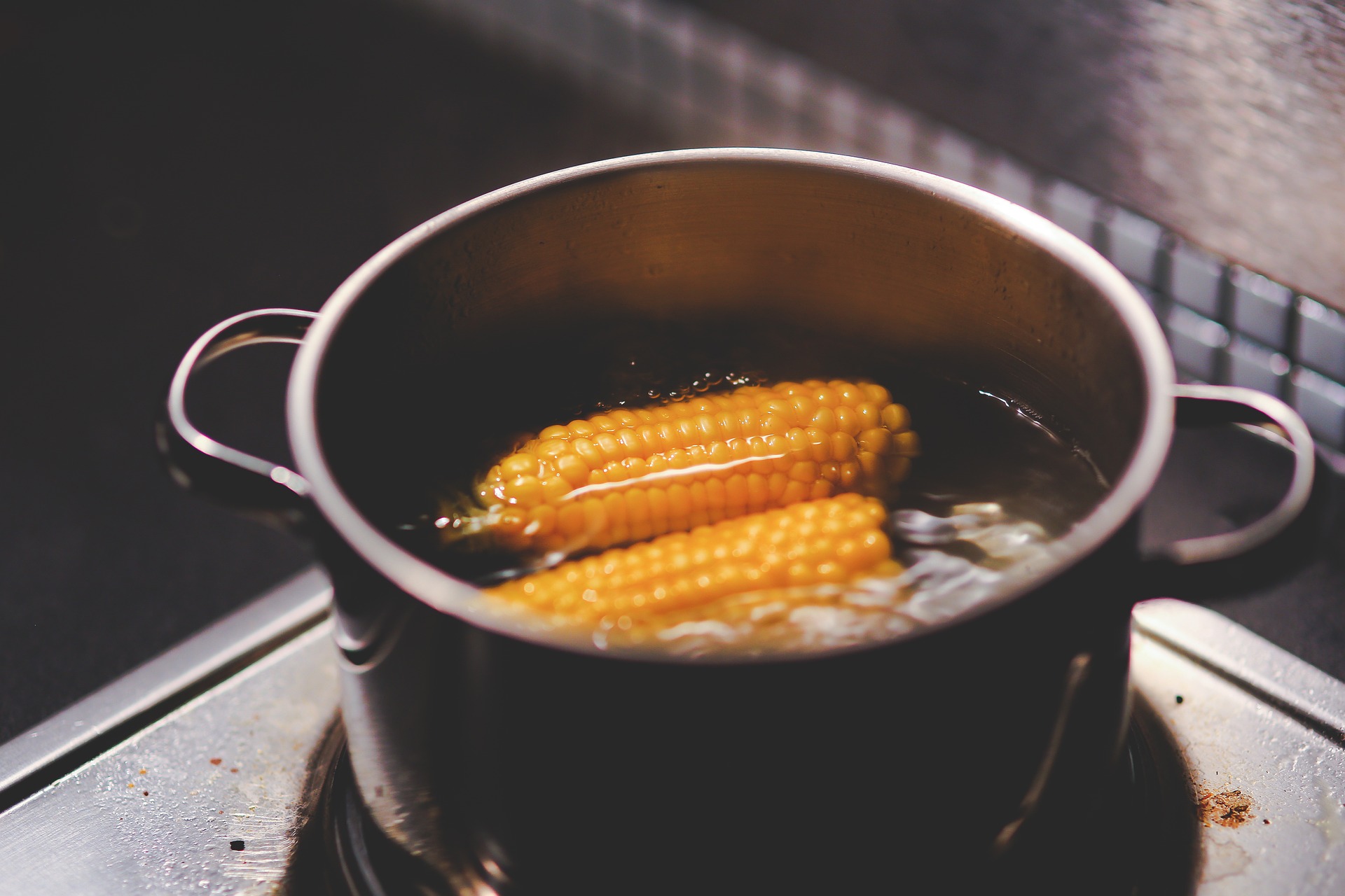 Nareszcie wiem jak ugotować kukurydzę, żeby była idealnie smaczna i miękka: muszę się podzielić tym starym PRZEPISEM!